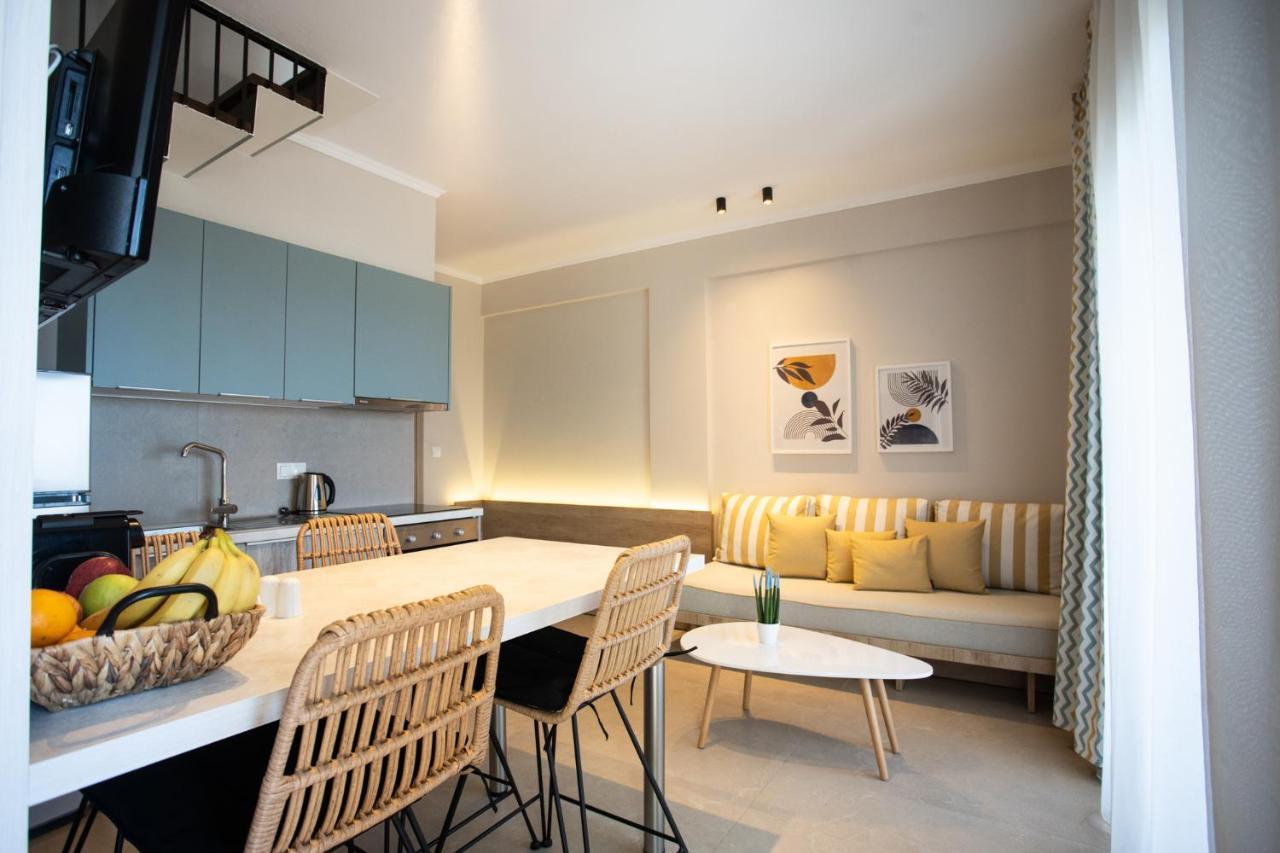 Marineiko Luxury Apartments Ierissos Exterior photo