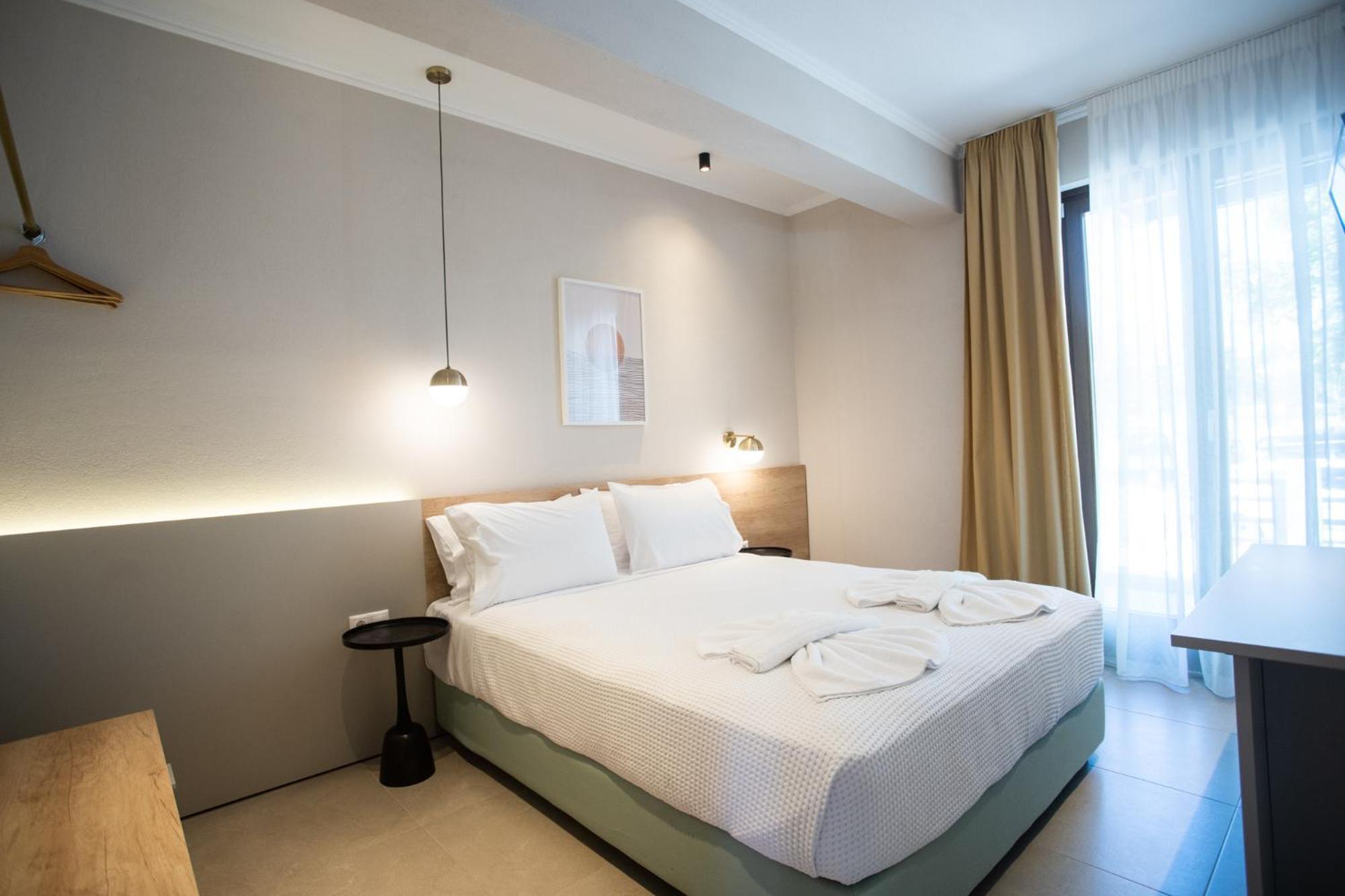 Marineiko Luxury Apartments Ierissos Exterior photo
