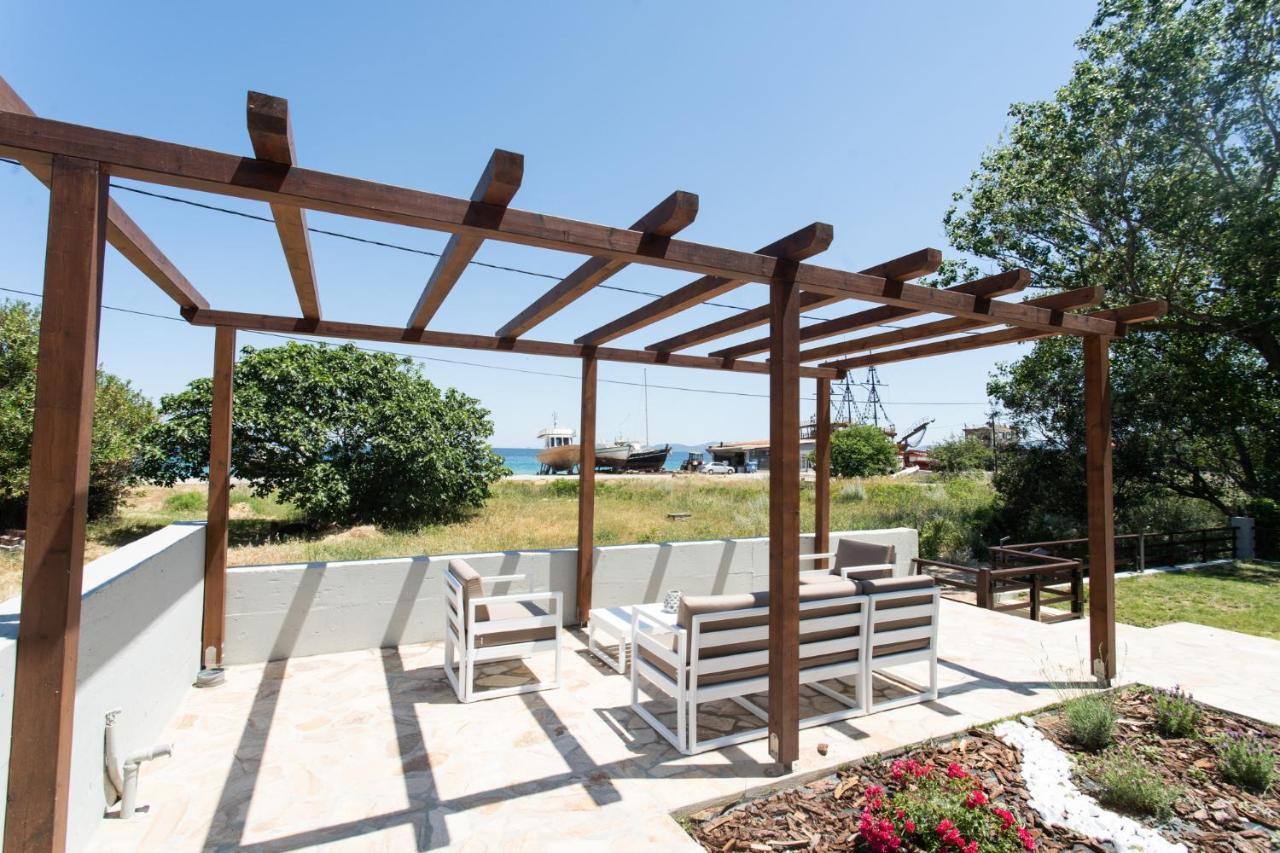 Marineiko Luxury Apartments Ierissos Exterior photo